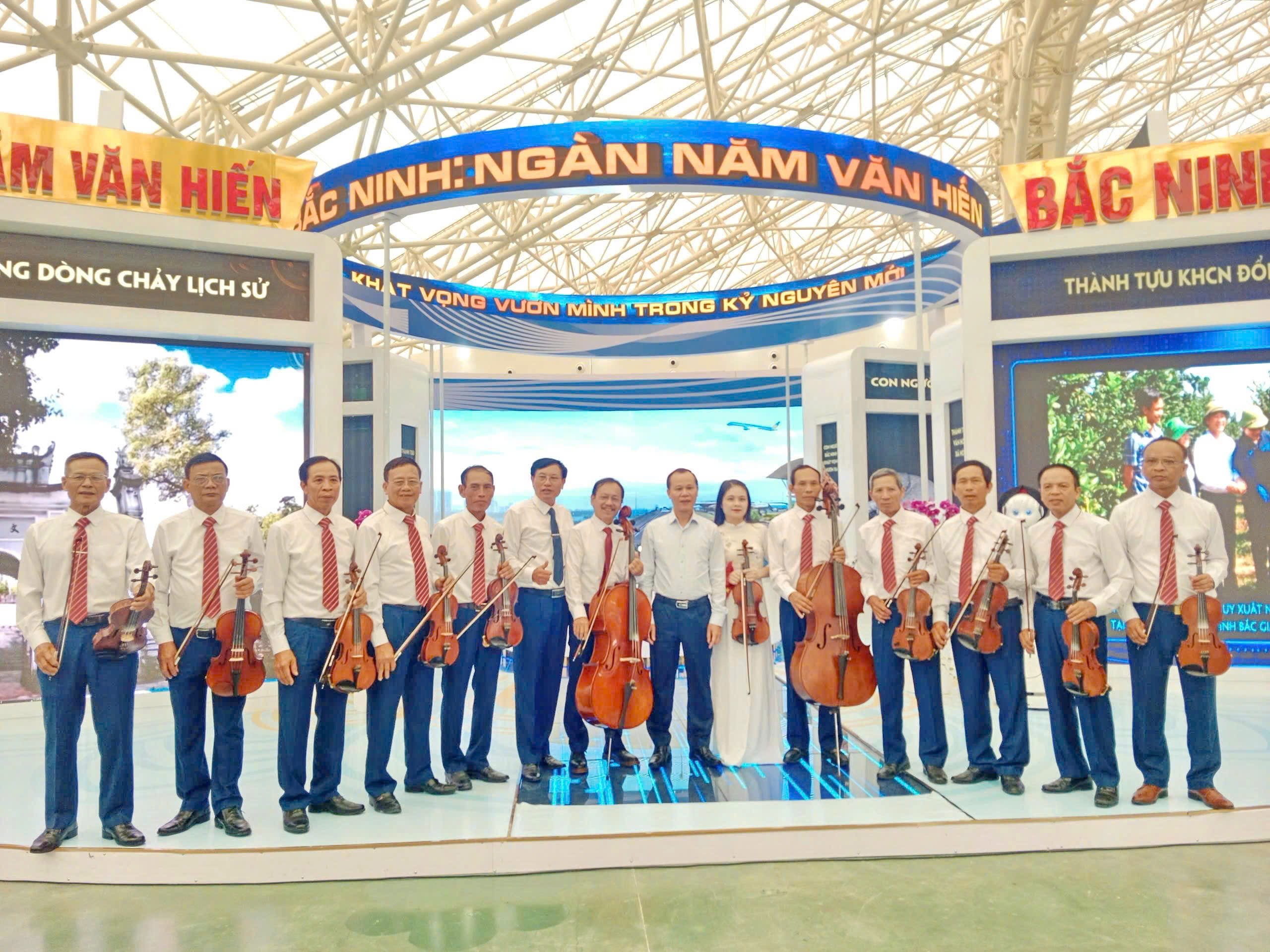 Câu lạc bộ Văn Hóa - Nghệ Thuật Thôn Then