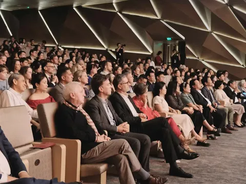 Để tiếng đàn piano kể câu chuyện hữu nghị Việt Nam-Ba Lan